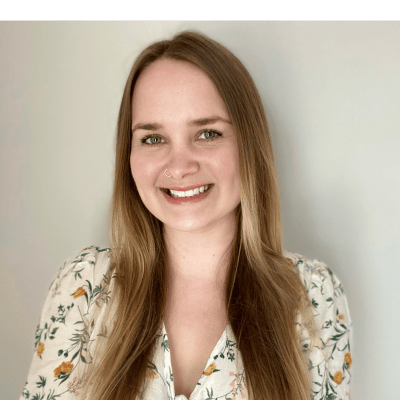 Hannah Neal Bio Image